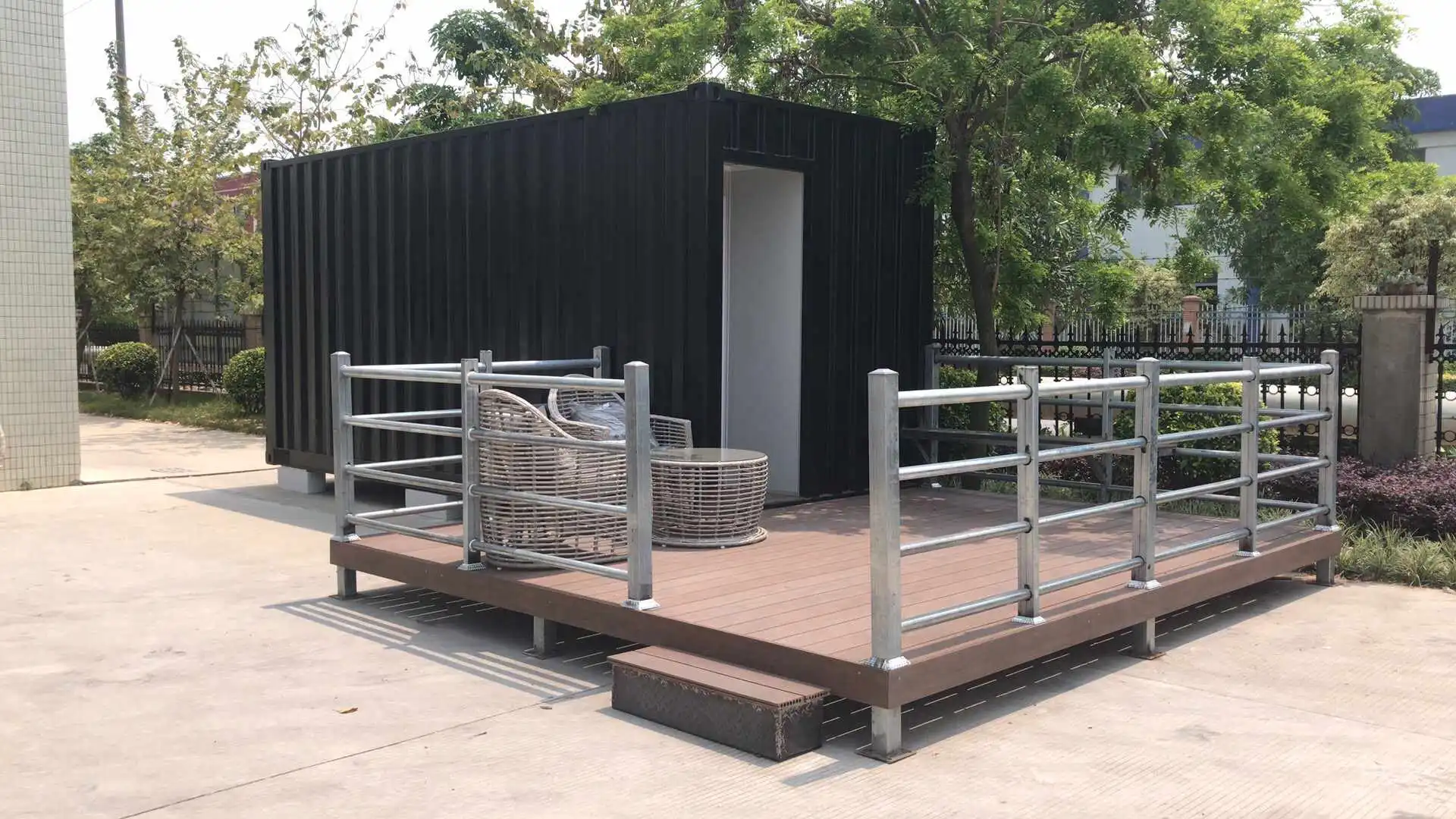 Guide to Bulk Shipping Foldable Container Homes by Sea